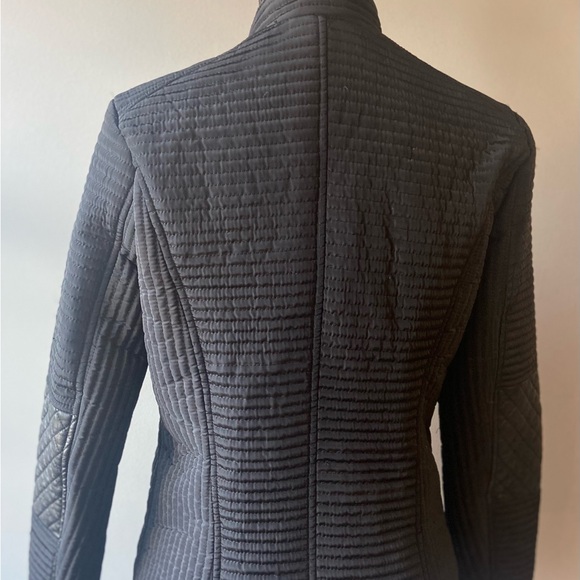 Tribal Women's Sz M Black Quilted Jacket with faux leather accents - Picture 4 of 11